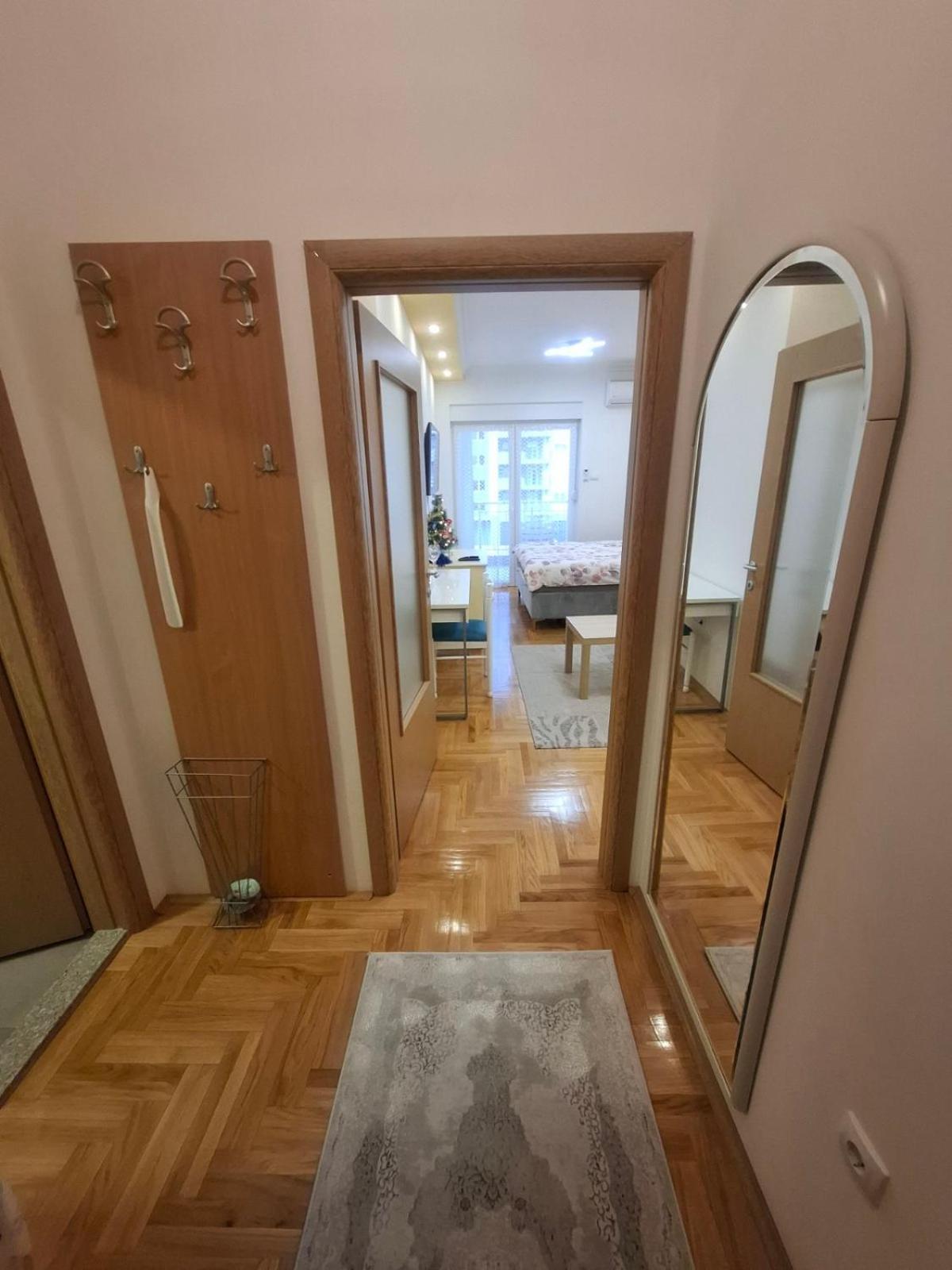 Sun Place Apartment *
